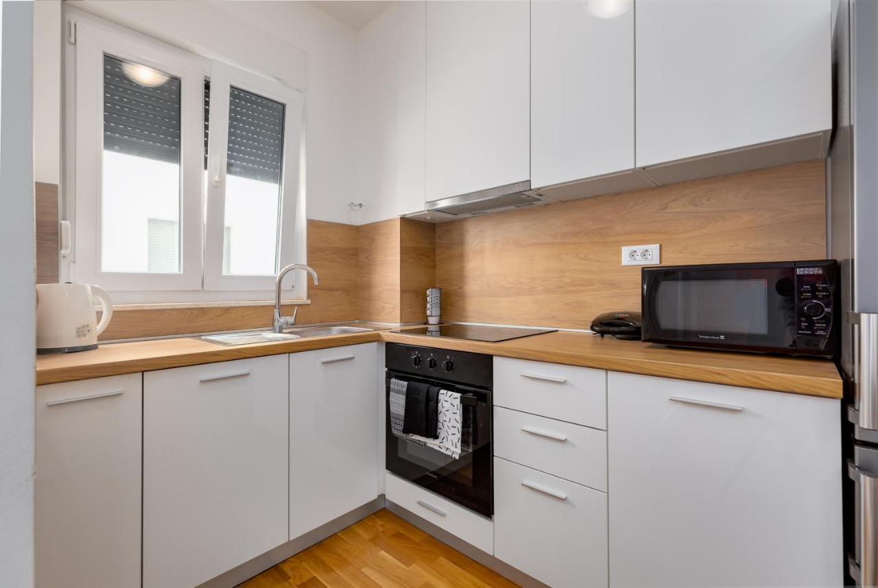 Apartment Roni + Besplatan Parking Zadar Exteriér fotografie