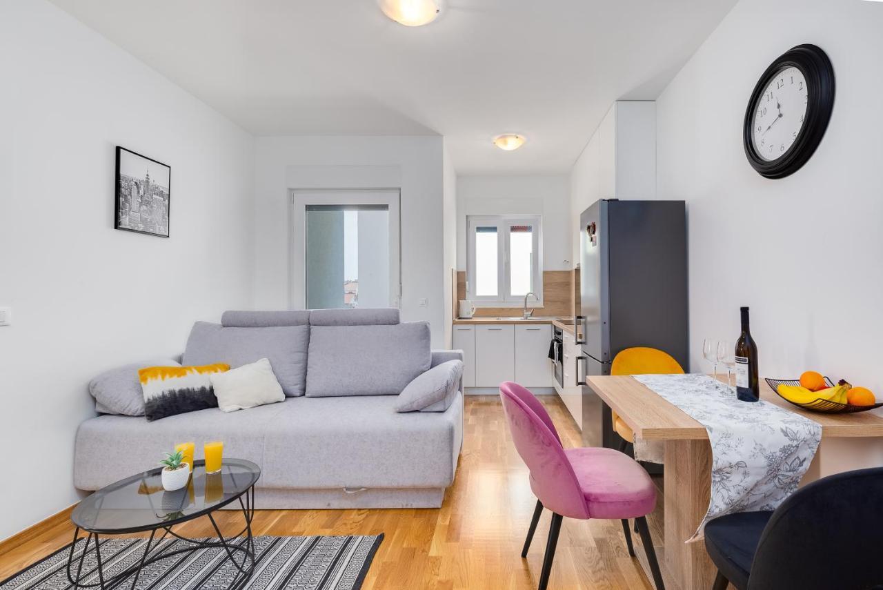 Apartment Roni + Besplatan Parking Zadar Exteriér fotografie