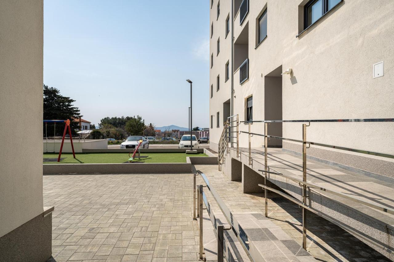 Apartment Roni + Besplatan Parking Zadar Exteriér fotografie